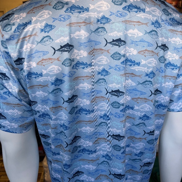 Nice mens large Construct polo shirt with fish design - Picture 3 of 6